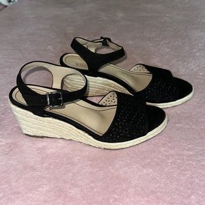NWOT Vionic Espadrille Wedge Sandals
